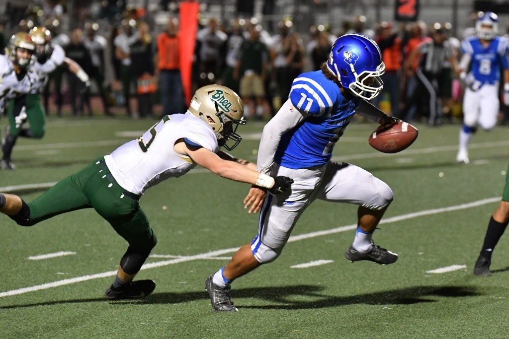 Drew Pendleton & the Burbank Bulldogs finally were able to pull away from Brea Olinde for 52-32 victory Friday night. Bank travels to CDF to Nothview next week. (Photo by Downtown Doug Brown)